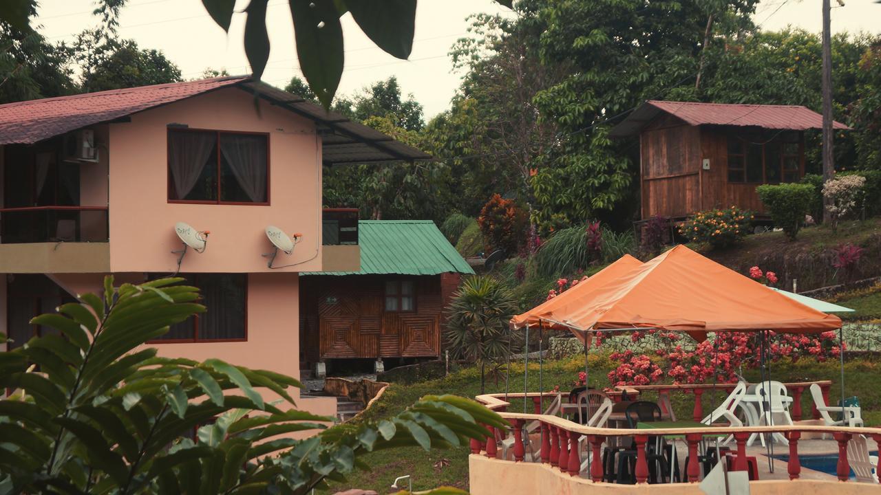 Hostería Kasadasa Santo Domingo de los Colorados Exterior foto